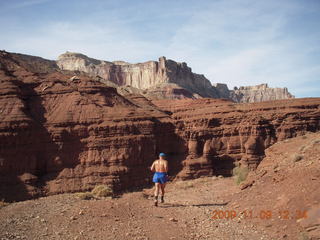 19 719. Hidden Splendor run - Adam running - back