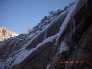 70 72p. Zion National Park - Observation Point hike