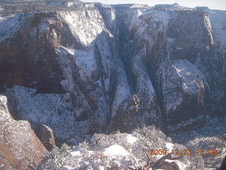 111 72p. Zion National Park - Observation Point hike - top