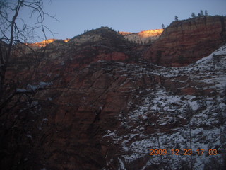 148 72p. Zion National Park - Observation Point hike