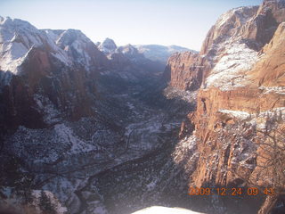 42 72q. Zion National Park - Angels Landing hike