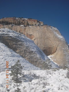 110 72q. Zion National Park - west rim hike