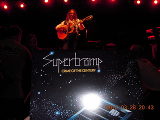 Roger Hodgson (Supertramp) concert  with album cover