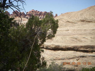 110 775. Canyonlands National Park Needles - Chesler Park hike