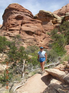 1221 775. Canyonlands National Park Needles - Chesler Park hike - Adam