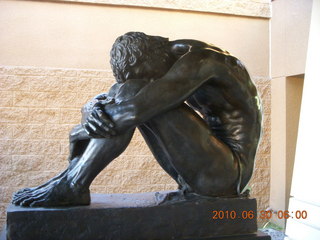 Club SAR new sculpture
