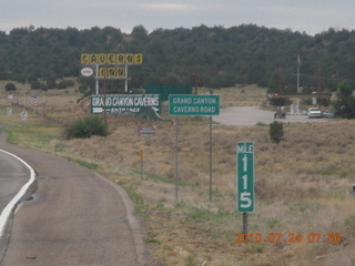Grand Canyon Caverns (L37) trip - run on Route 66 - signs