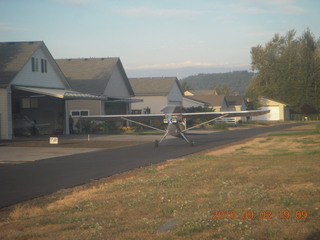 Adam taxiing N8377W at Country Squire (S48)
