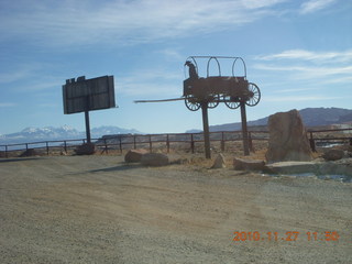 126 7dt. Moab trip - drive from Canyonlands - Shell station