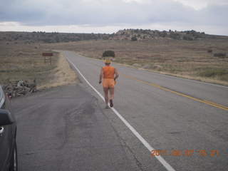 1430 7j7. Canyonlands road - Adam running