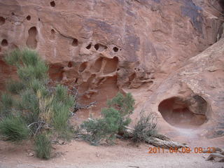 1452 7j9. Arches Devil's Garden hike - Adam in hole in rock