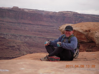 1462 7j9. Dead Horse Point - Big Horn hike - Adam (tripod)