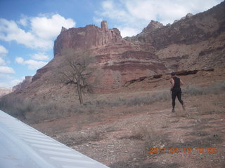 27 7ja. Mexican Mountain airstrip run - Adam (tripod)
