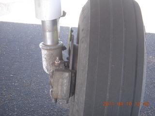 488 7ja. N8377W dirty strut at Page