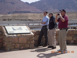 Canyonlands Lathrop hike/run - riverside picnic table at (tripod)