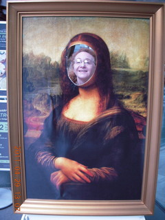 453 7jv. Betsy in Mona Lisa at Kimmel Center