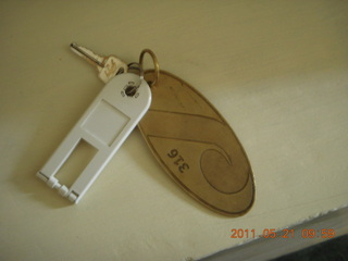 36 7km. India - hotel keys