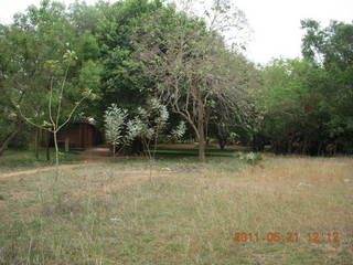 102 7km. India - Auroville