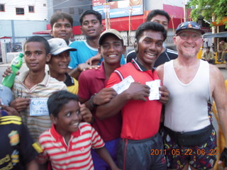 1547 7kn. India - Puducherry (Pondicherry) run - other runners (with numbers) + Adam