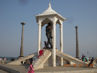 India - afternoon group in Puducherry (Pondicherry)  - Bay of Bengal beach