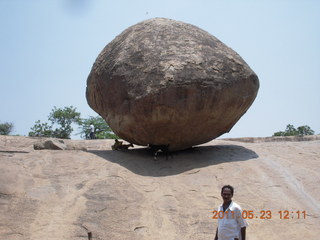 India - Mamallapuram - balanced rock