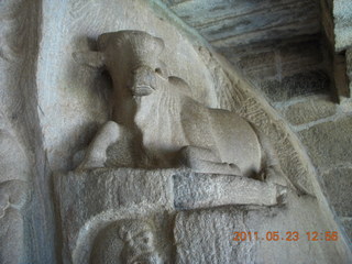 India - Mamallapuram - bas relief area sign