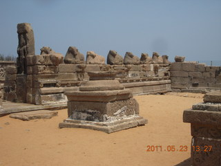 India - Mamallapuram - Bay of Bengal - ancient temple
