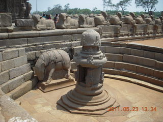 India - Mamallapuram - Bay of Bengal - ancient temple