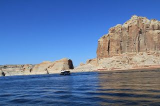 Ruhil pictures - boat tour of Lake Powell