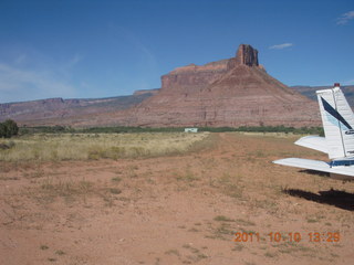 665 7qa. Hubbard-Gateway airstrip - tail of N8377W