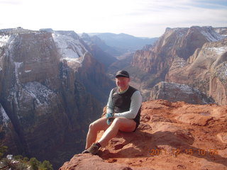 1739 7sf. Zion National Park - Observation Point hike - summit - Adam