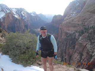 1760 7sf. Zion National Park - Angels Landing hike - Adam
