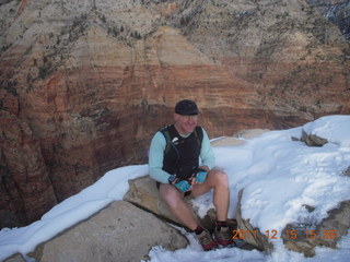 1762 7sf. Zion National Park - Angels Landing hike - summit - Adam