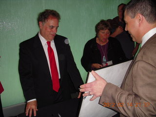 Jeffrey Siegel seeing big picture with Warren
