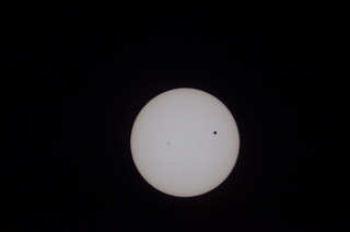 transit of Venus - Howard's pictures - the sun and Venus through a real telescope