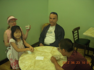462 7yp. Betsy, Cecelia, Ivan, and Gaby at Thomas Sweet