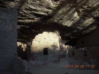 128 81u. Mesa Verde National Park - cliff dwellings