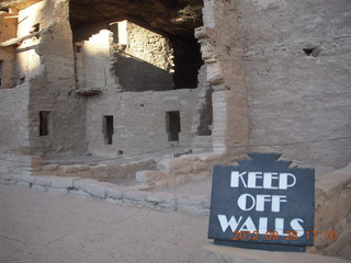 137 81u. Mesa Verde National Park - cliff dwellings - sign