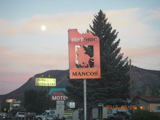 185 81u. back to Durango - Mancos sign - moon