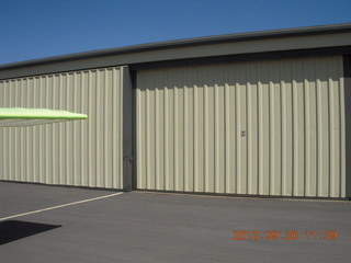 50 81w. Larry S's hangar at Glendale (GEU)