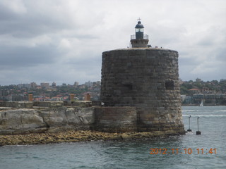66 83a. Sydney Harbour - ferry ride - island like Alcatraz