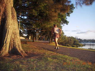 36 83b. Sydney Airport Hotel run - Adam running