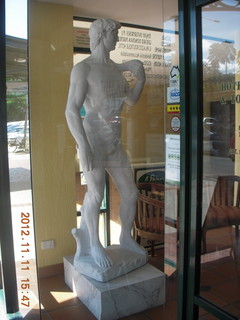 82 83b. Cairns, Australia - Michelangelo David look-alike