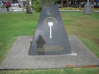 66 83c. Cairns morning run - monument