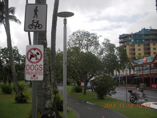 86 83c. Cairns - no dogs sign