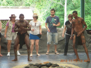 Tjapukai Aboriginal Cultural Park - dance