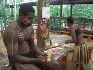 Tjapukai Aboriginal Cultural Park - art