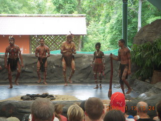 157 83d. Tjapukai Aboriginal Cultural Park - more dance