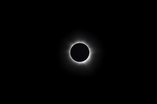 10 83e. total solar eclipse picture by Jeremy C