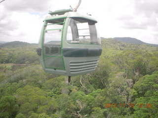 177 83f. rain forest tour - Skyrail - empty gondola